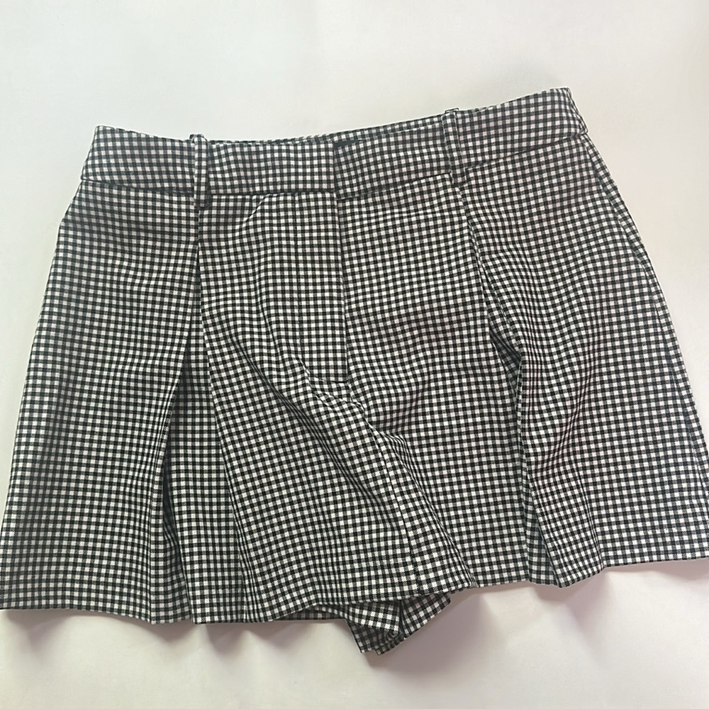 Zara Black and White Checkered Skort